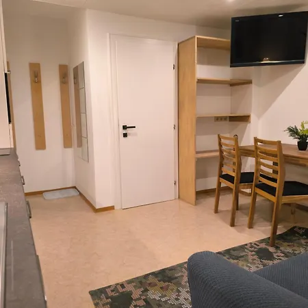 アパート Angelika